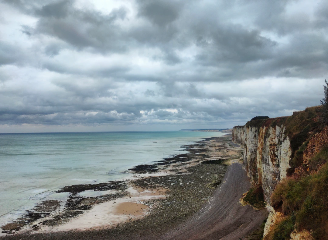Cliffs next to Saint-Valery-en-Caux