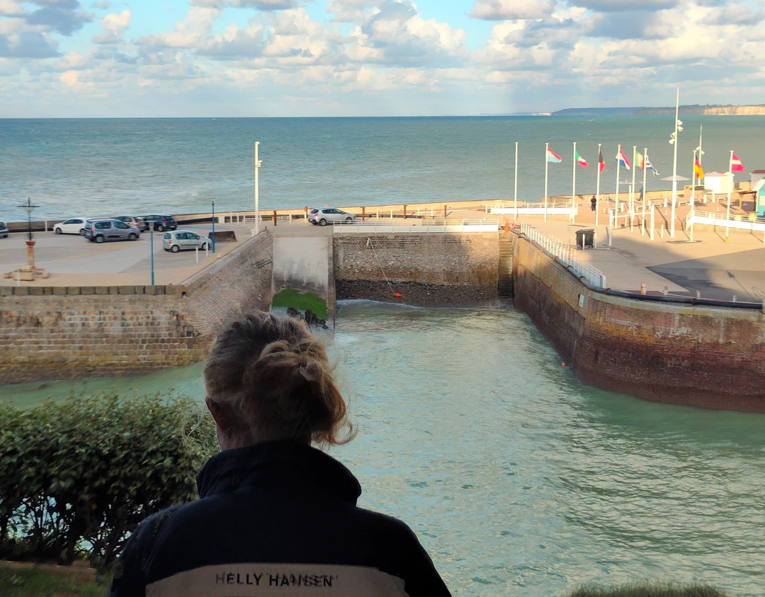 Simone in the harbour